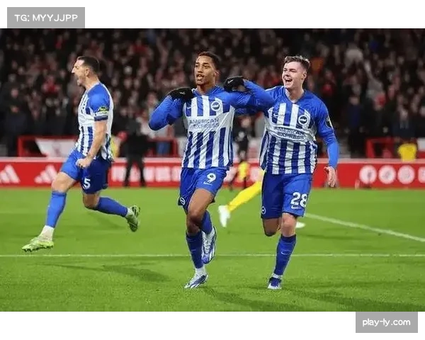 前瞻:维拉对阵狼队的欧协联资格关键战,两队均有多名主力伤停 前瞻:维拉对阵狼队的欧协联资格关键战,两队均有多名主力伤停